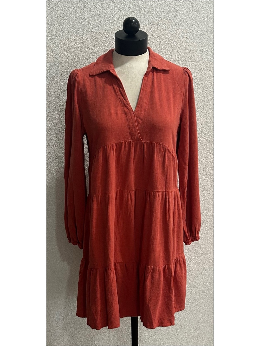 Umgee USA Tiered Dress Size Small Rust Orange Babydoll Peasant Bohemian Linen